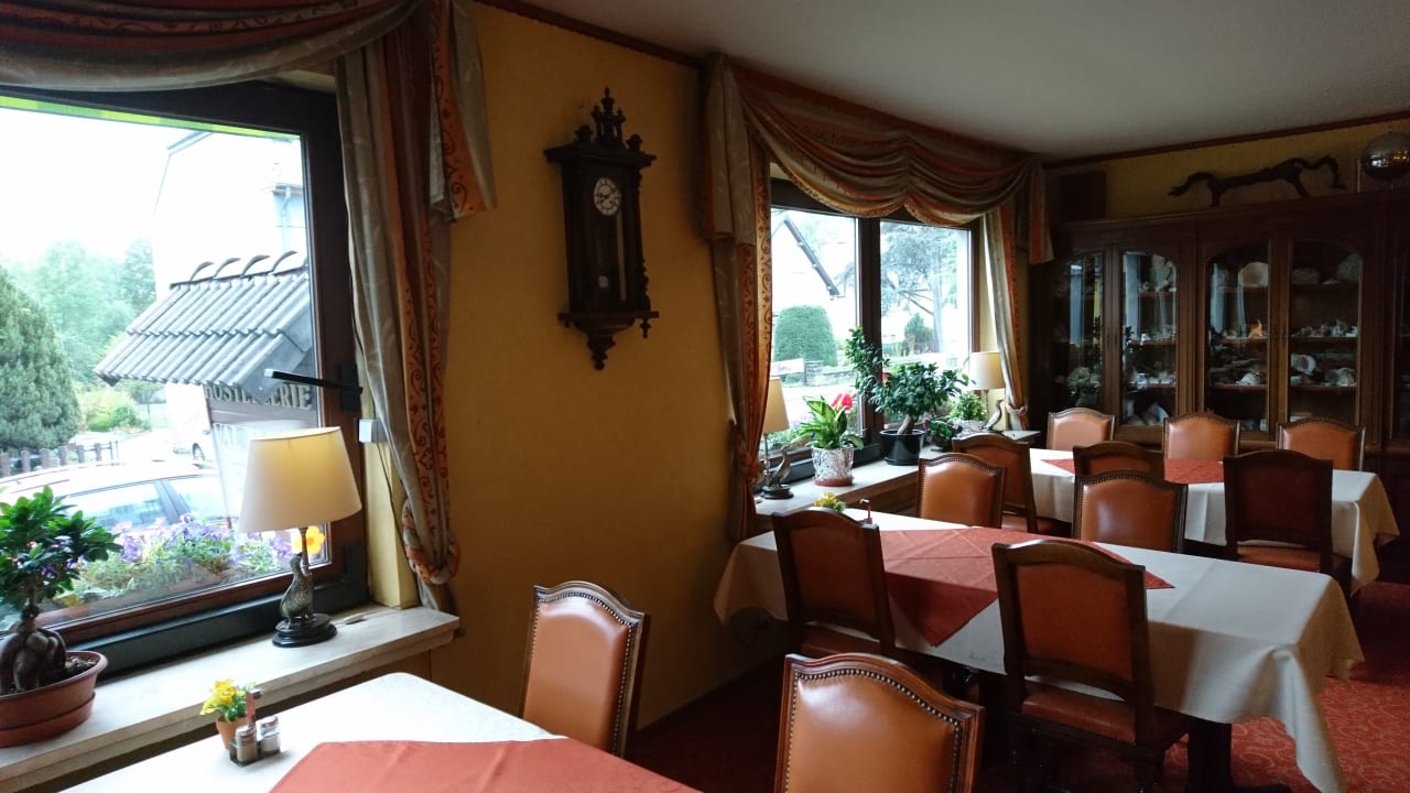 Gastro Hostellerie Val Fleuri