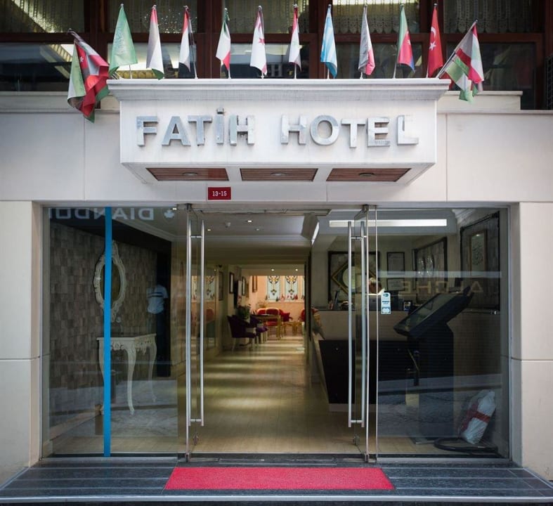 Eingang Hotel Fatih Istanbul