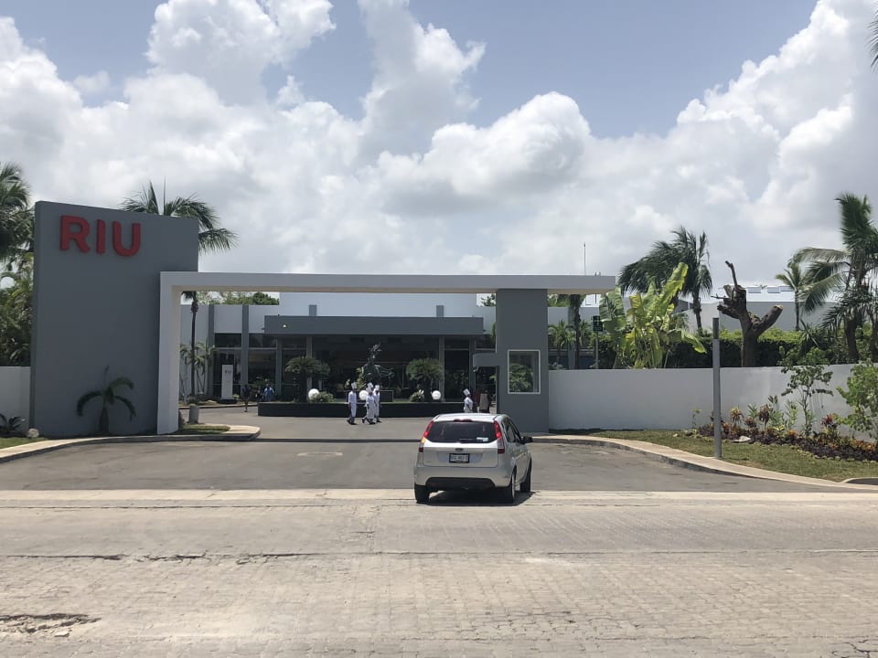 Außenansicht Hotel Riu Tequila