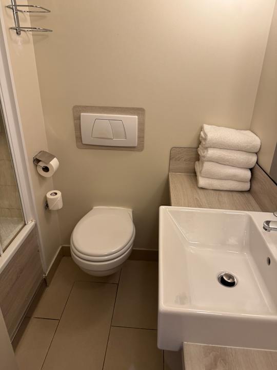 Zimmer Campanile Val de France