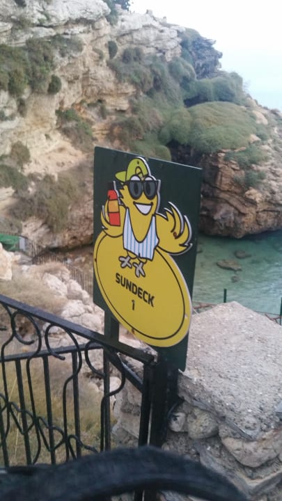 Strand Club Resort Atlantis