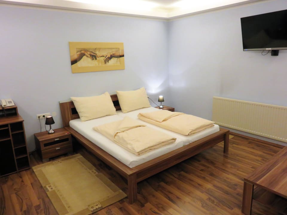 Standard Doppelzimmer #221 Hotel Schwartz