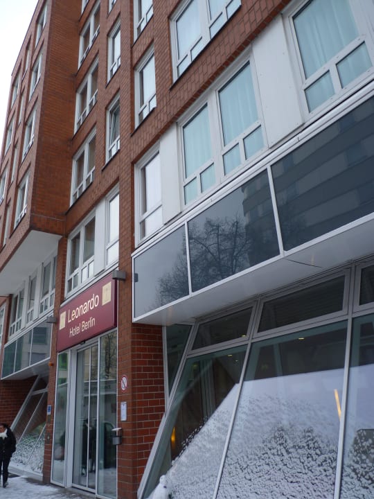 Eingang Leonardo Hotel Berlin