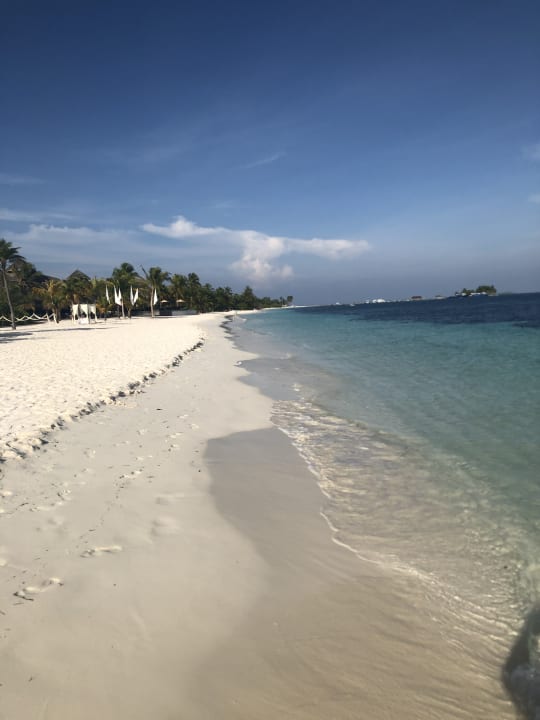 Strand Kuredu Island Resort & Spa