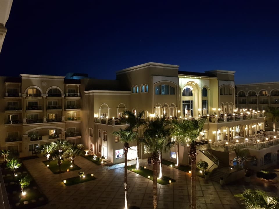 Ausblick Premier Le Reve Hotel & Spa