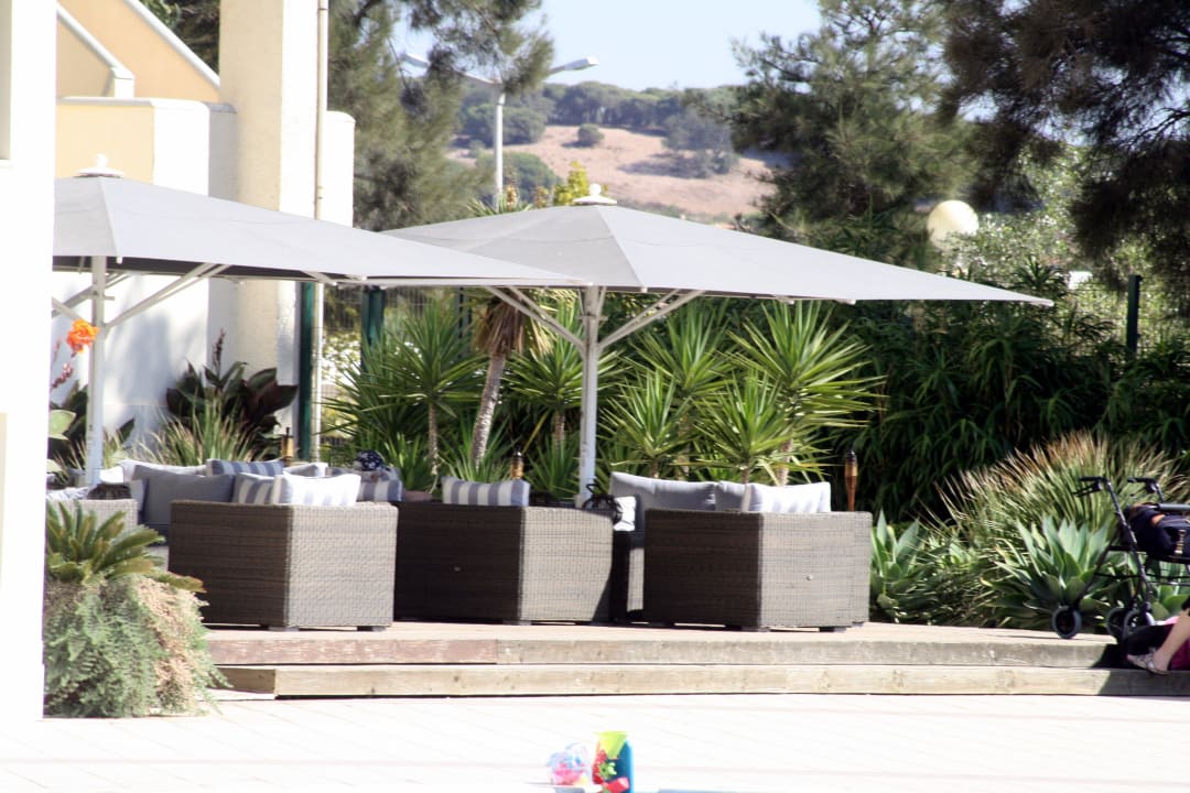 Außenbereich Bar Ozadi Altura Beach Resort