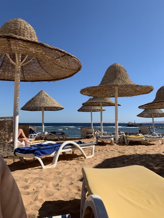 Strand Parrotel Beach Resort