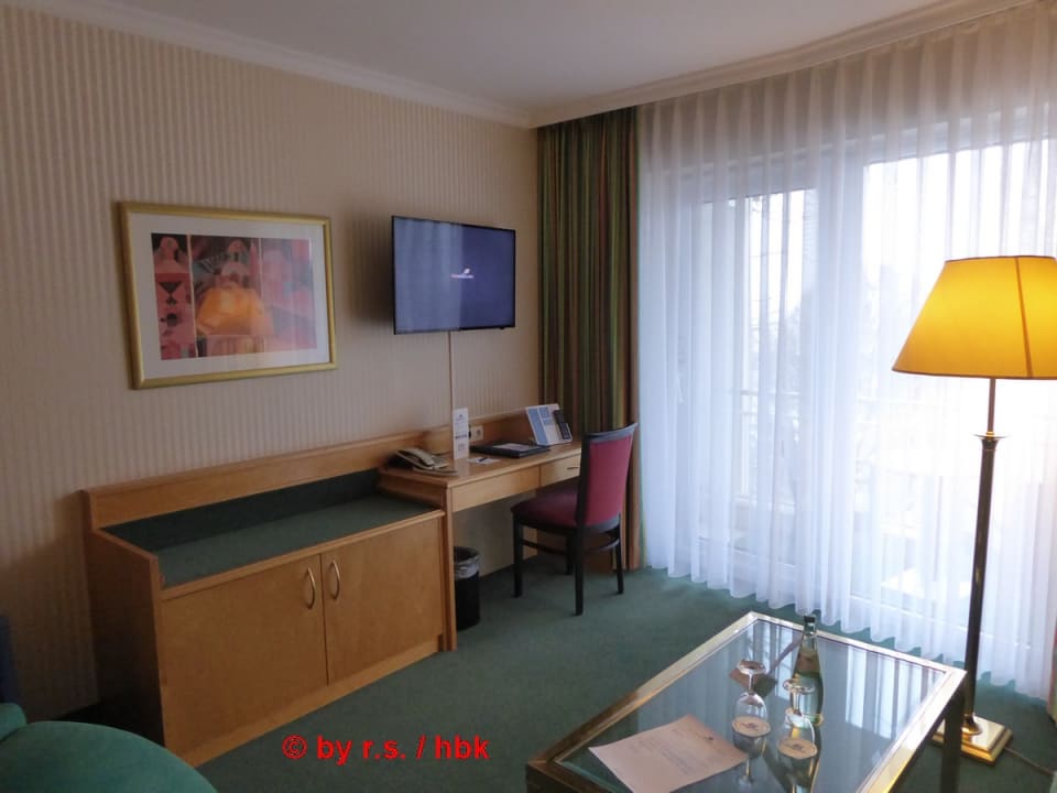 Kofferablage, Schreibtisch, Flat-TV Hotel Kaiserhof Heringsdorf
