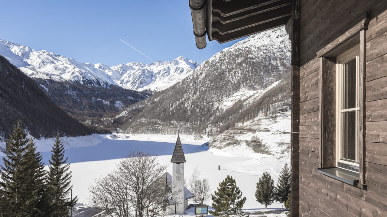 Außenansicht Hotel & Chalets Edelweiss