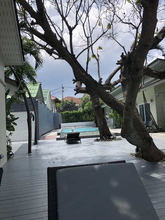 Pool Resort Baan Fah