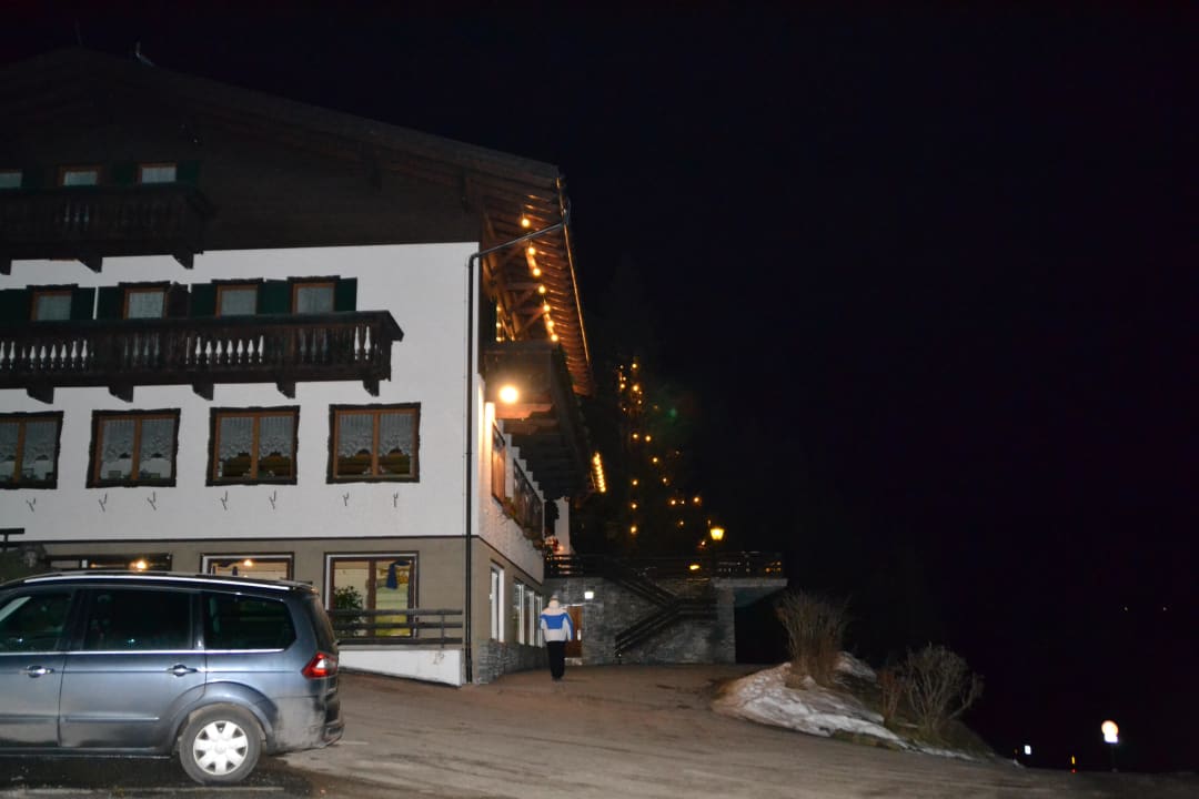 Hotel by night Alpenhotel Ratsberg