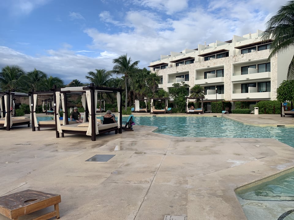 Pool Akumal Bay Beach & Wellness Resort