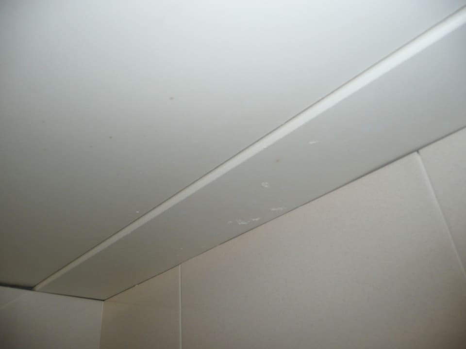 Decke Bad AQUA Hotel Bertran Park