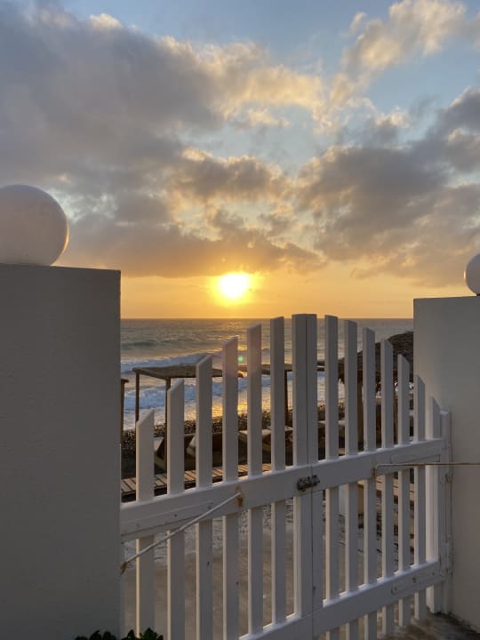 Ausblick Sigalas Hotel and Apartments