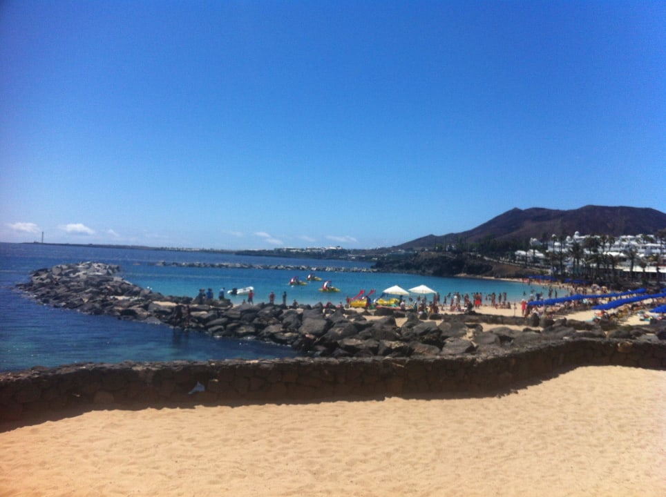Blick zum Strand (Playa Flamingo Iberostar Selection Lanzarote Park