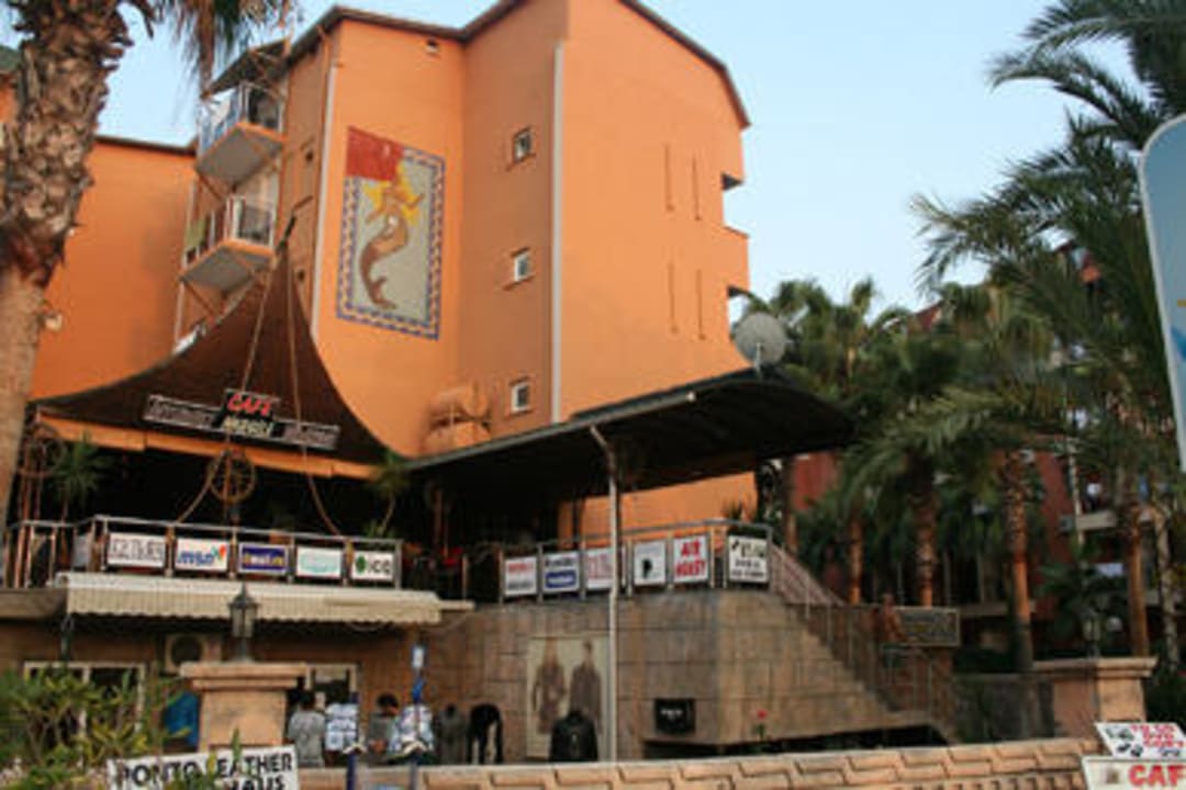 Tess Hotel von außen Hotel Club Tess