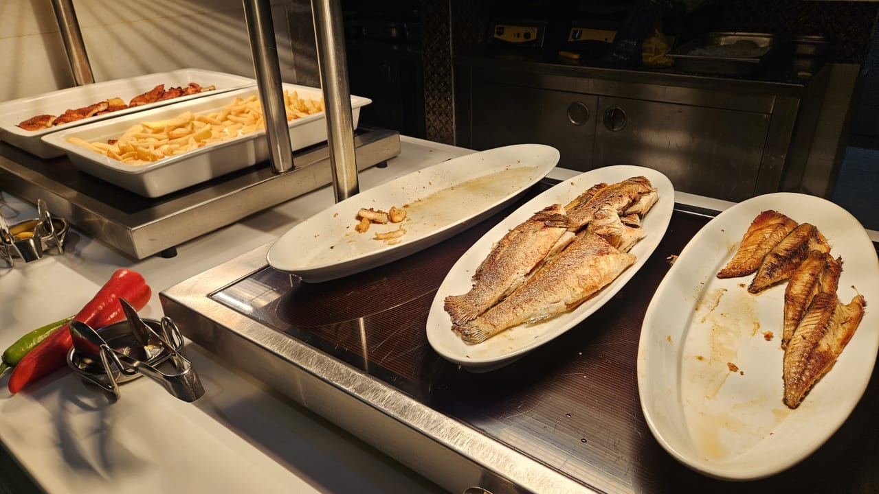 Gastro Royal Taj Mahal Hotel