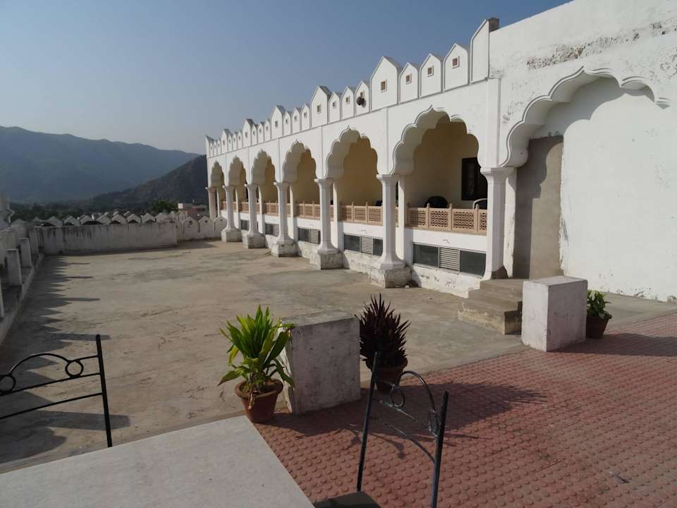 Einige Zimmer hatten Balkon Hotel Gulaab Niwaas Palace