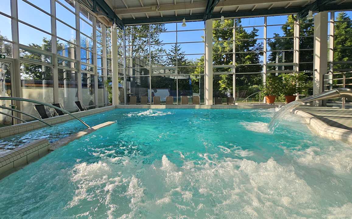 Pool Parkhotel Weiskirchen