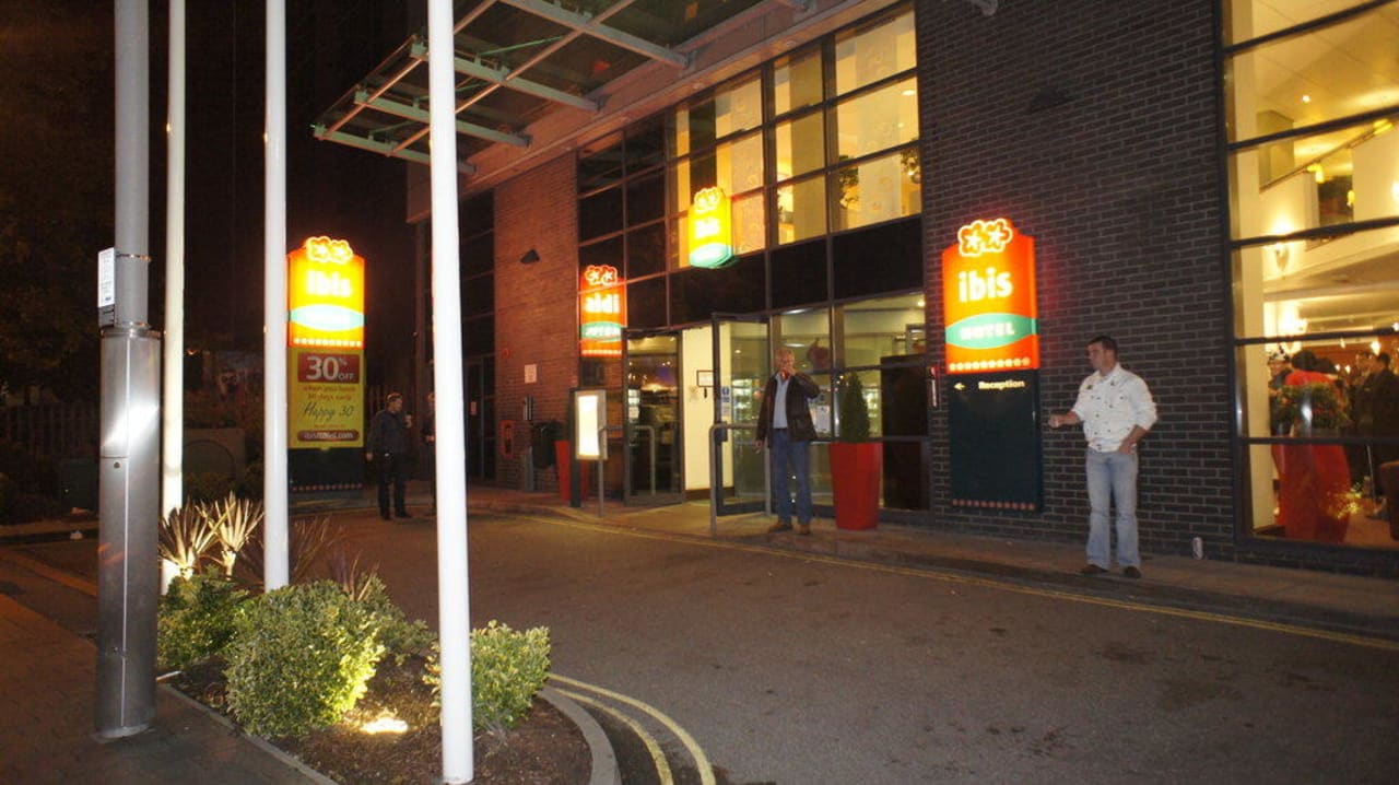 Wejście do hotelu Hotel ibis London Wembley