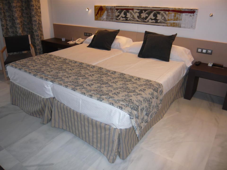Zimmer Hipotels Gran Conil Hotel