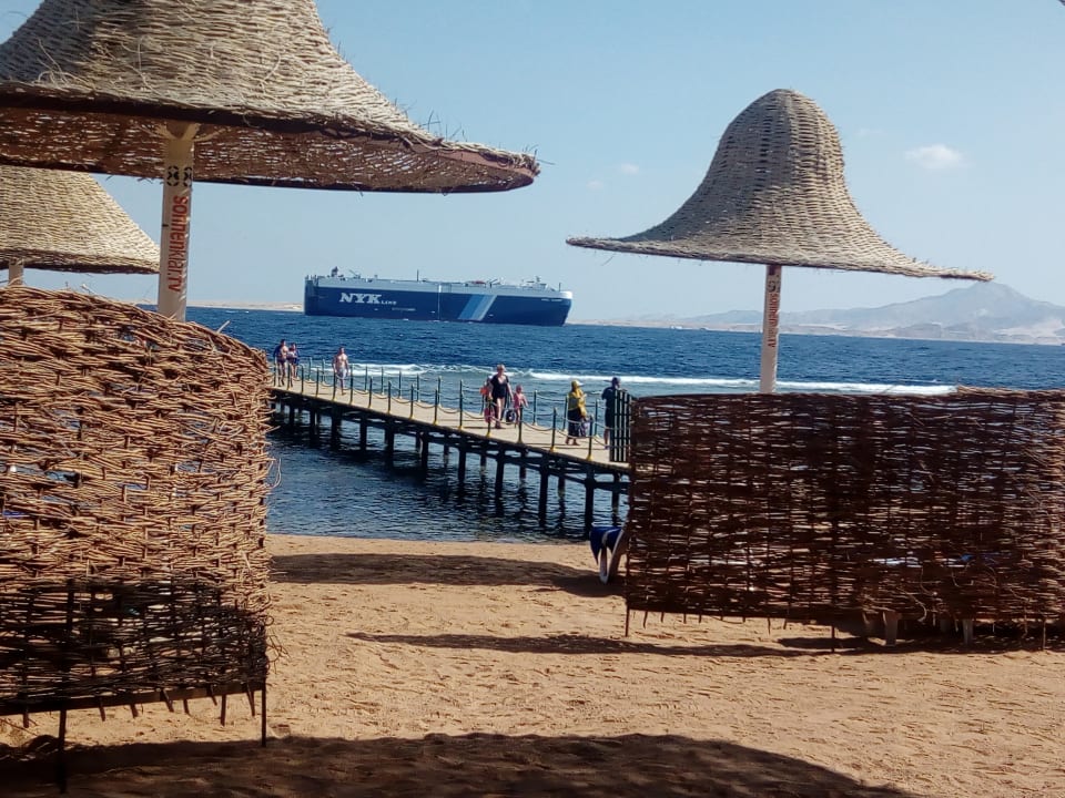 Strand Parrotel Beach Resort