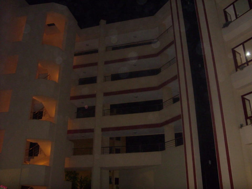 Hauptgebäude bei Nacht  A11 Hotel Obaköy