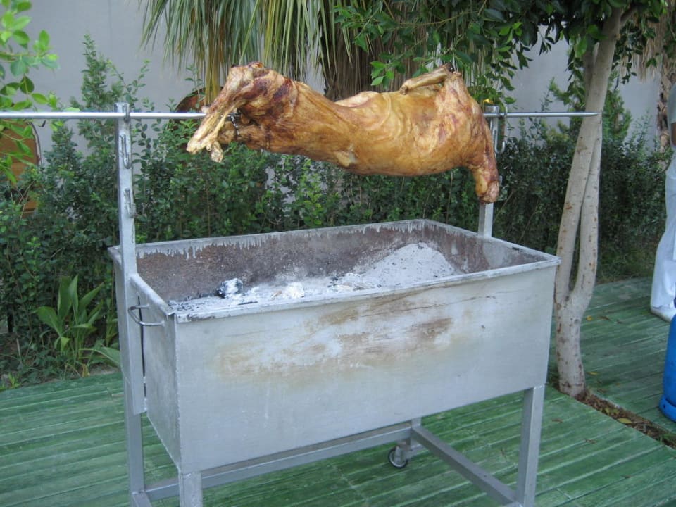 Galadinner rund um den Pool Hane Family Resort