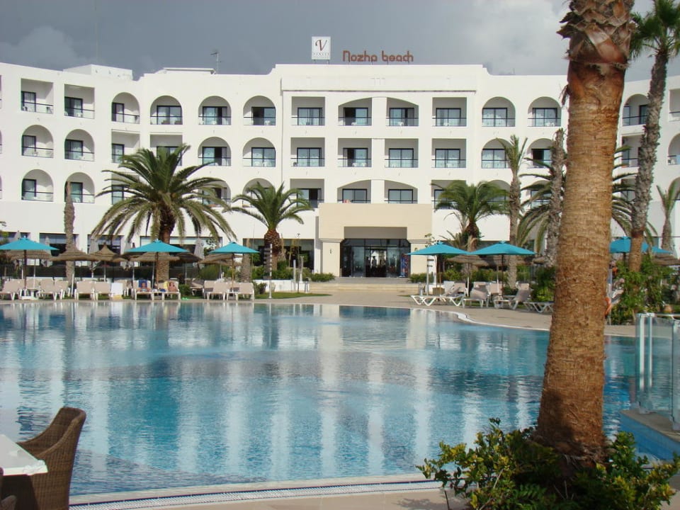 Piscine extérieure Nozha Beach Resort & Spa