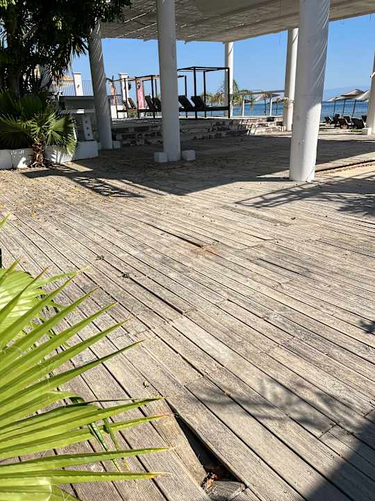 Gartenanlage Ionian Blue Beach Hotel