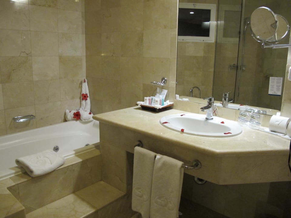 Bad Juniorsuite Grand Palladium Select Bávaro Resort & Spa