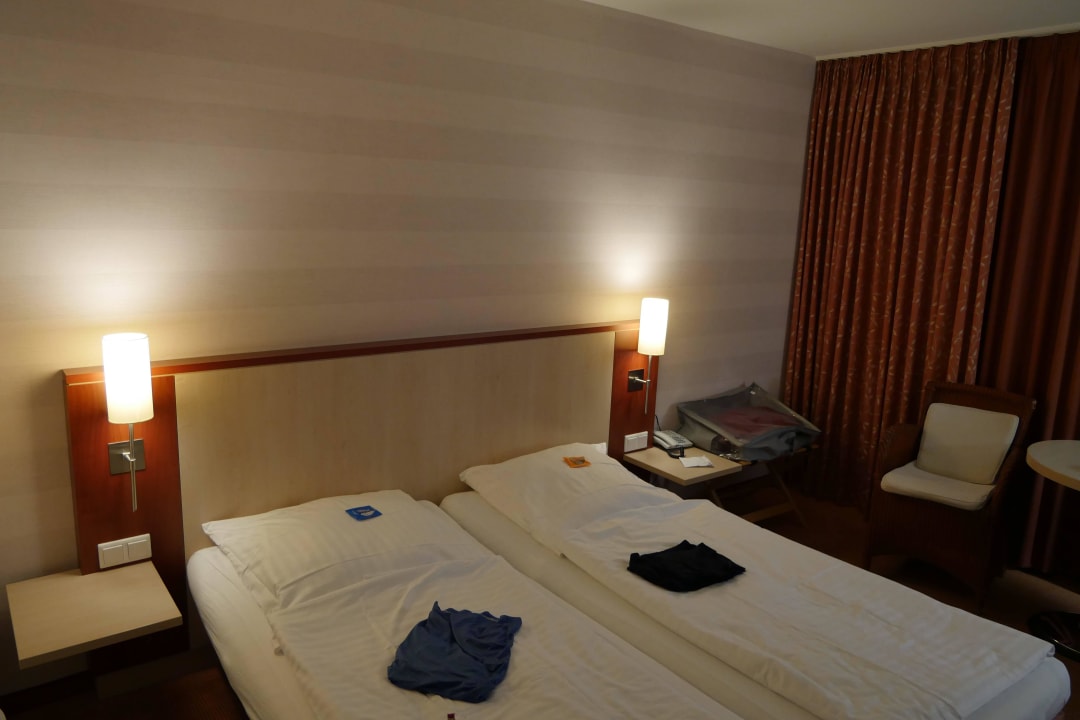Doppelbett Zimmer 324 Dünenhotel Alt-Rantum