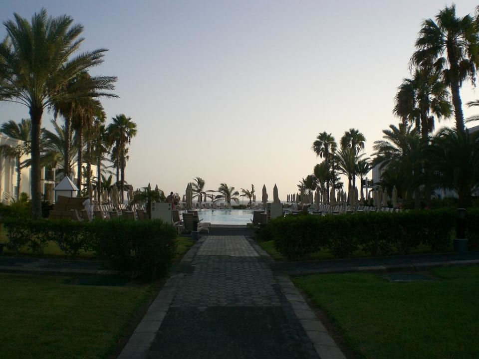 Weg zum Pool Nr. 2 Hotel Riu Palace Meloneras