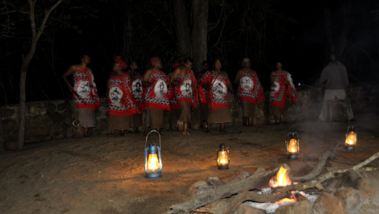 Kultur in der Boma Hotel Mkhaya Game Reserve