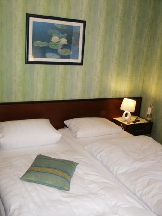 Großes Bett Hotel Bruchwiese