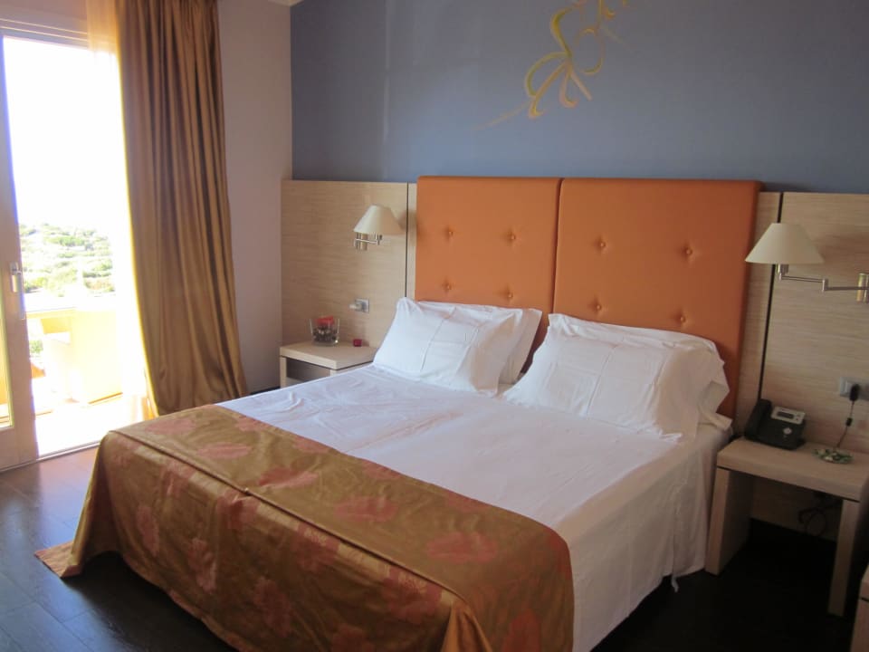 Gediegenes Zimmer Bajaloglia Resort