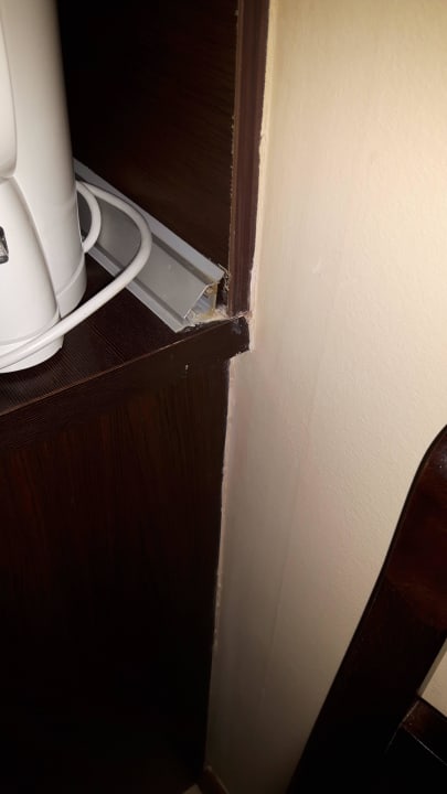 Kaputte Möbel  Hotel Cazablanka / Casablanca