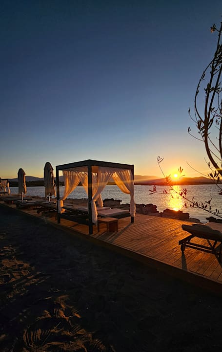 Ausblick Anda Barut Collection