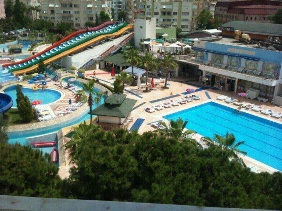 Вид с ресторана Hotel Aslan City Kleopatra