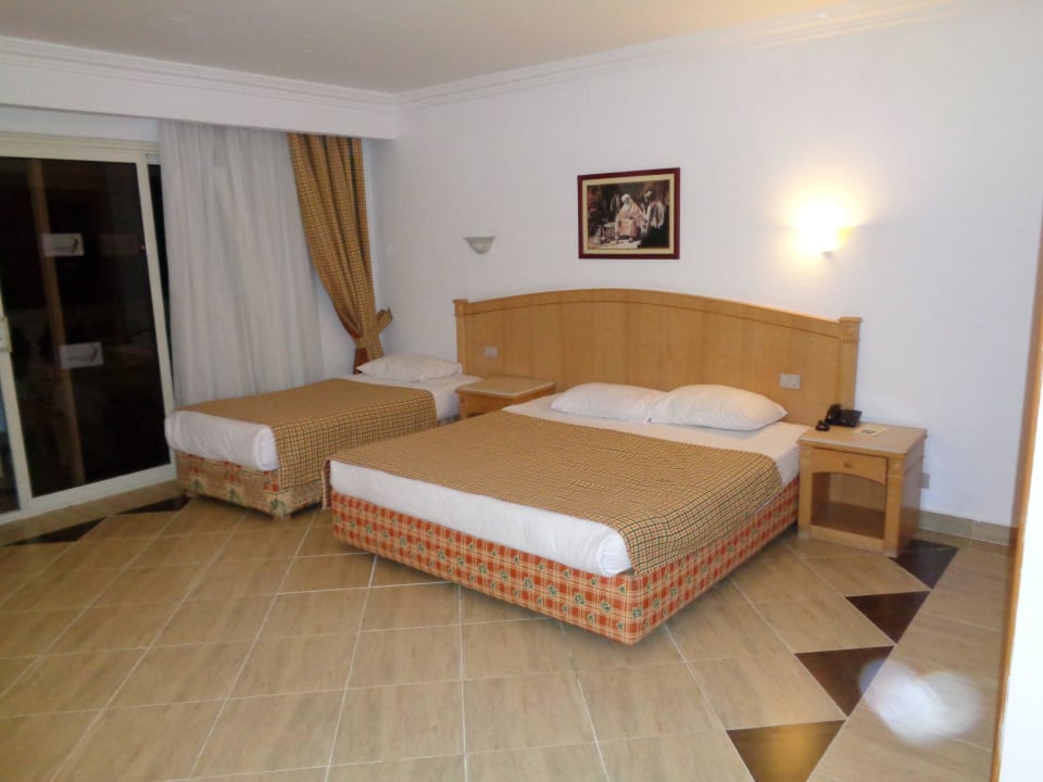 Familienzimmer 1.Urlaub Beach Albatros Resort