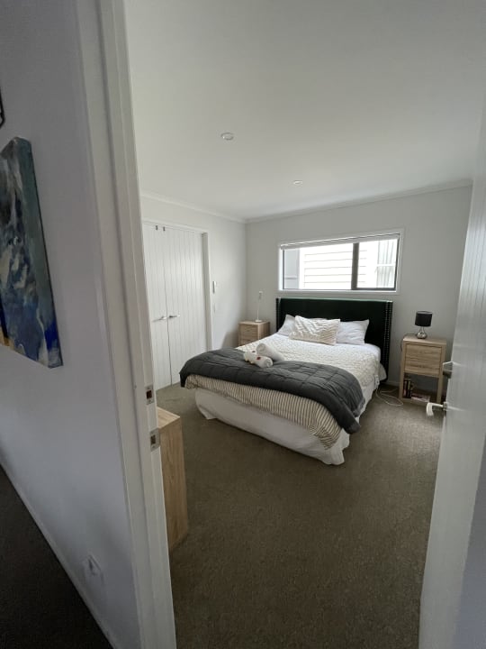 Zimmer Am I in Heaven? Luxury 3 ensuite bedrooms sleeps 8