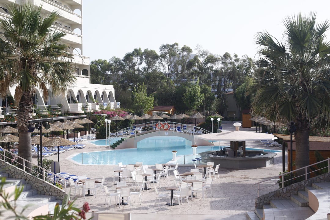 Pool Olympos Beach Hotel