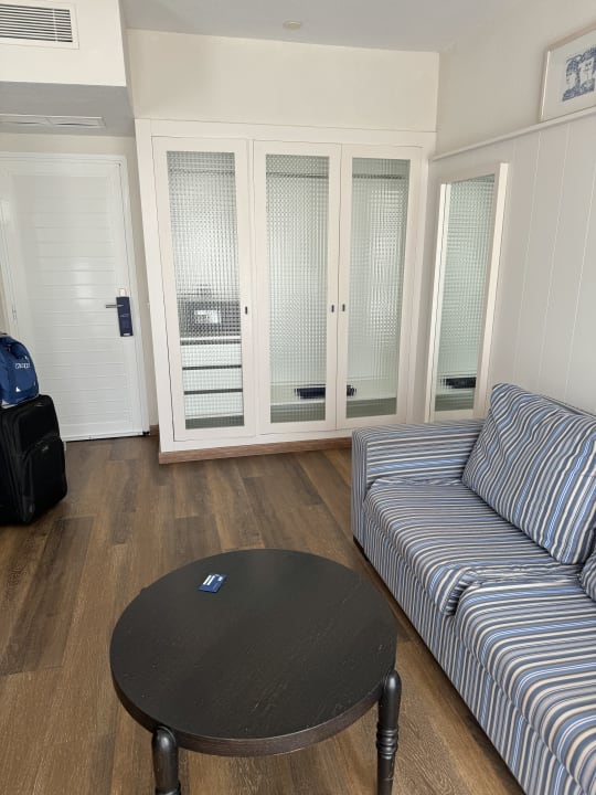 Zimmer H10 Ocean Suites