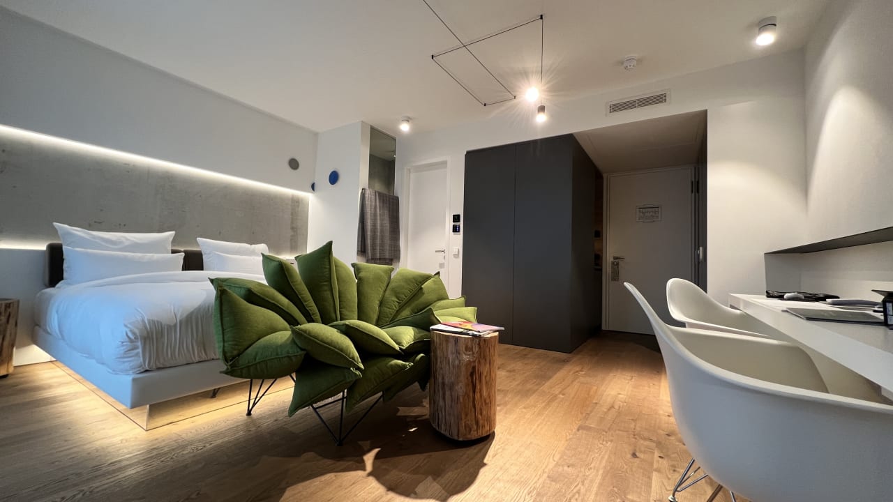 Zimmer KPM Hotel & Residences