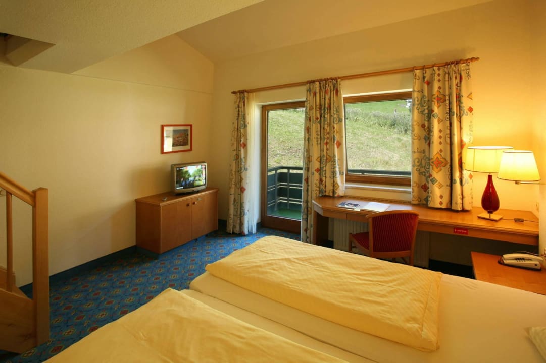 Familienzimmer IFA Alpenrose Hotel Kleinwalsertal