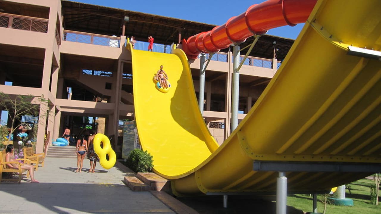 Gelbe Rutsche Pickalbatros Jungle Aqua Park Resort - Neverland Hurghada