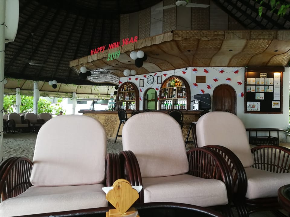 Gastro Angaga Island Resort