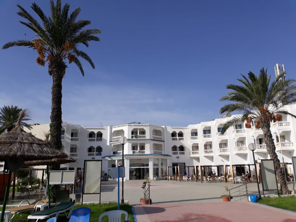 Außenansicht Hotel Neptunia Skanes