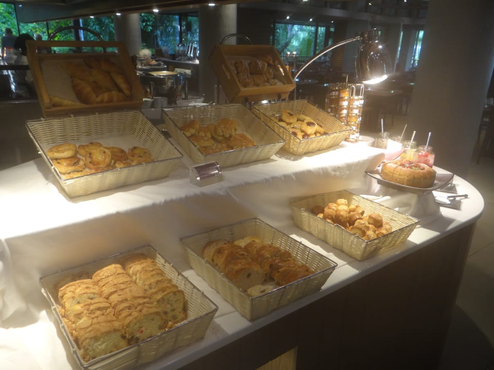 Frühstück Dusit Thani Krabi Beach Resort
