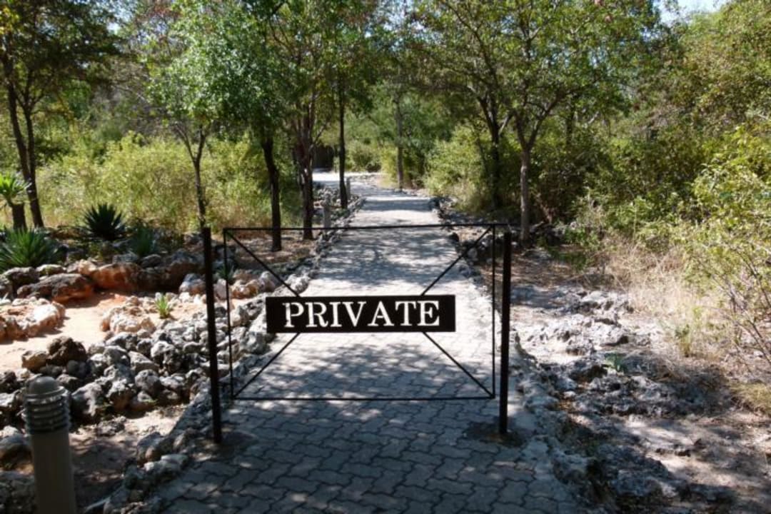 Zugang Villa Hotel Mushara Lodge